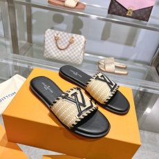 Louis Vuitton Slippers